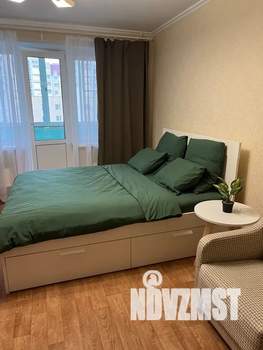 1-к квартира, посуточно, 37м2, 6/10 этаж