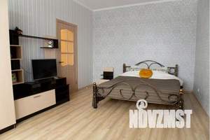 1-к квартира, посуточно, 40м2, 1/17 этаж