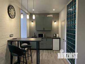 Студия квартира, посуточно, 27м2, 3/3 этаж