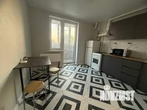 1-к квартира, посуточно, 38м2, 1/12 этаж