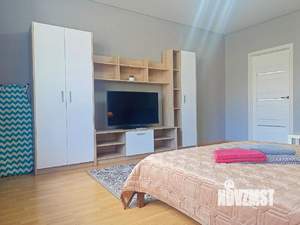 1-к квартира, посуточно, 60м2, 4/7 этаж