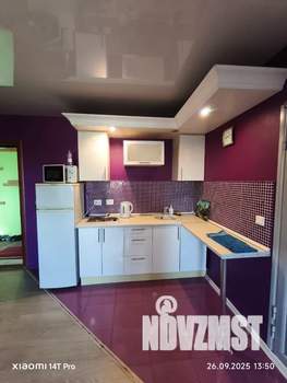 Студия квартира, посуточно, 38м2, 2/3 этаж