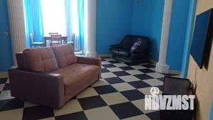 3-к квартира, посуточно, 117м2, 1/1 этаж