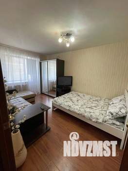 1-к квартира, посуточно, 54м2, 1/1 этаж