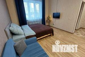 1-к квартира, посуточно, 35м2, 1/14 этаж