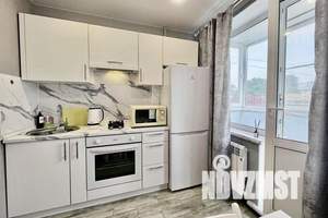 1-к квартира, посуточно, 42м2, 4/5 этаж