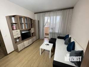 1-к квартира, посуточно, 42м2, 3/10 этаж