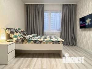 1-к квартира, посуточно, 37м2, 1/1 этаж