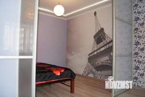 1-к квартира, посуточно, 54м2, 1/1 этаж