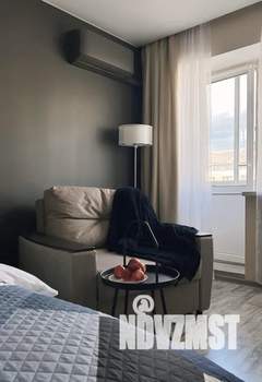 Студия квартира, посуточно, 33м2, 4/5 этаж
