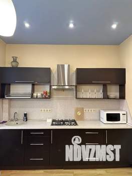 2-к квартира, посуточно, 62м2, 3/3 этаж