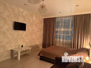 1-к квартира, посуточно, 40м2, 8/16 этаж