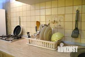 1-к квартира, посуточно, 45м2, 3/3 этаж