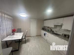 2-к квартира, посуточно, 60м2, 1/1 этаж