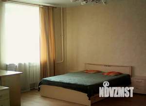 Студия квартира, посуточно, 44м2, 8/10 этаж