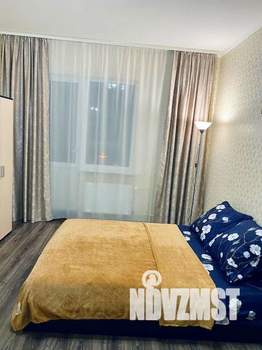 Студия квартира, посуточно, 30м2, 5/17 этаж