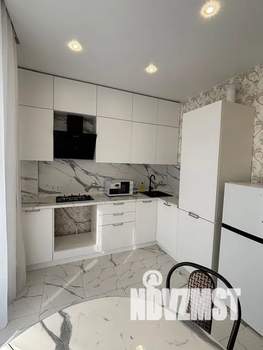 1-к квартира, посуточно, 38м2, 15/16 этаж