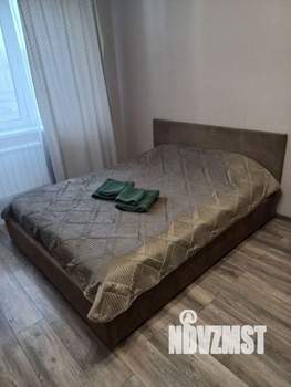 1-к квартира, посуточно, 44м2, 7/16 этаж