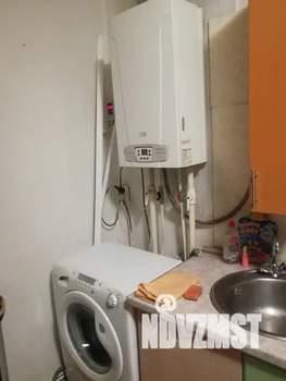 1-к квартира, посуточно, 33м2, 1/2 этаж