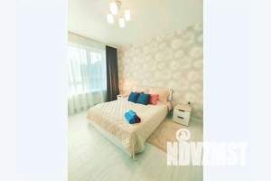 2-к квартира, посуточно, 64м2, 10/16 этаж