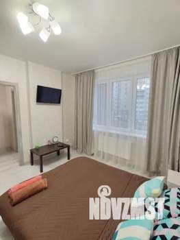 1-к квартира, посуточно, 36м2, 3/15 этаж