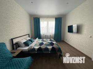 1-к квартира, посуточно, 37м2, 1/1 этаж