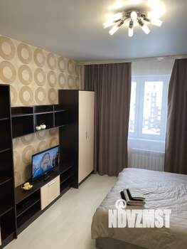 1-к квартира, посуточно, 38м2, 6/12 этаж