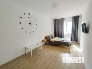 1-к квартира, посуточно, 35м2, 2/18 этаж