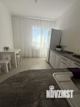 1-к квартира, посуточно, 38м2, 14/18 этаж