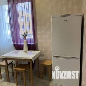 1-к квартира, посуточно, 37м2, 6/12 этаж