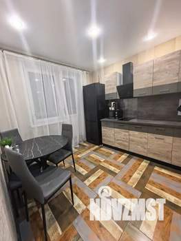 1-к квартира, посуточно, 42м2, 3/17 этаж