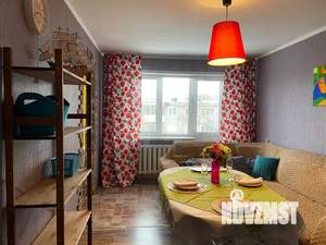 3-к квартира, посуточно, 61м2, 5/5 этаж