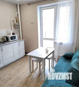 1-к квартира, посуточно, 33м2, 1/1 этаж