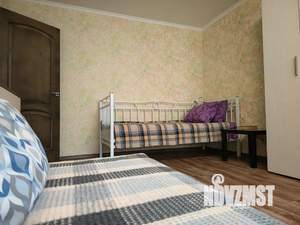 1-к квартира, посуточно, 38м2, 2/9 этаж