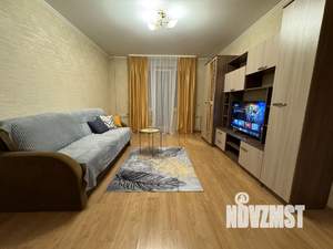 2-к квартира, посуточно, 49м2, 1/1 этаж