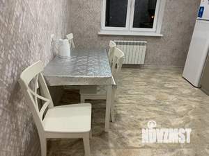 2-к квартира, посуточно, 60м2, 4/16 этаж