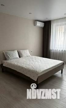 1-к квартира, посуточно, 34м2, 4/9 этаж