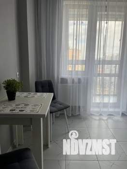 1-к квартира, посуточно, 40м2, 13/16 этаж