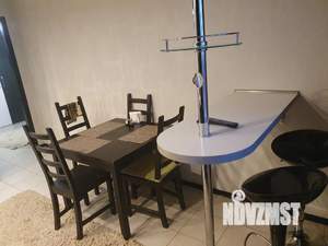 1-к квартира, посуточно, 52м2, 5/10 этаж