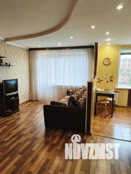 Студия квартира, посуточно, 31м2, 3/5 этаж