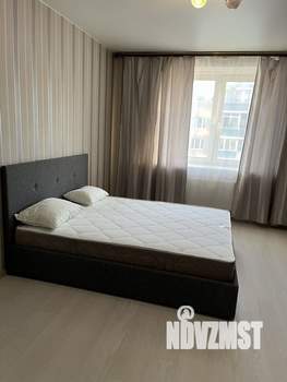 1-к квартира, посуточно, 42м2, 8/10 этаж