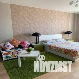 1-к квартира, посуточно, 45м2, 1/1 этаж