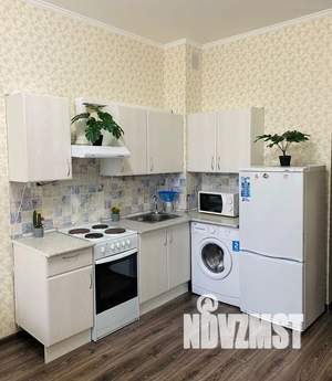 Студия квартира, посуточно, 30м2, 5/17 этаж