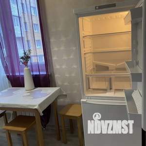 1-к квартира, посуточно, 37м2, 6/12 этаж