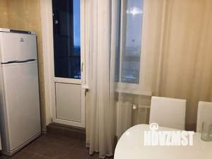 1-к квартира, посуточно, 33м2, 14/17 этаж