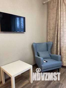 1-к квартира, посуточно, 42м2, 4/5 этаж