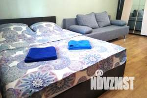 1-к квартира, посуточно, 43м2, 4/9 этаж