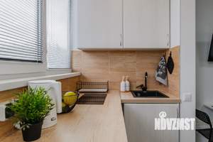 Студия квартира, посуточно, 17м2, 1/18 этаж