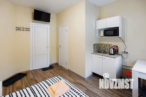 Студия квартира, посуточно, 11м2, 1/3 этаж