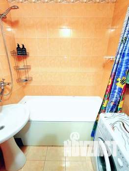 1-к квартира, посуточно, 35м2, 6/9 этаж